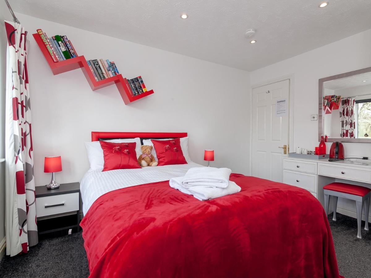 Ayuda House Hotel Altrincham Room photo